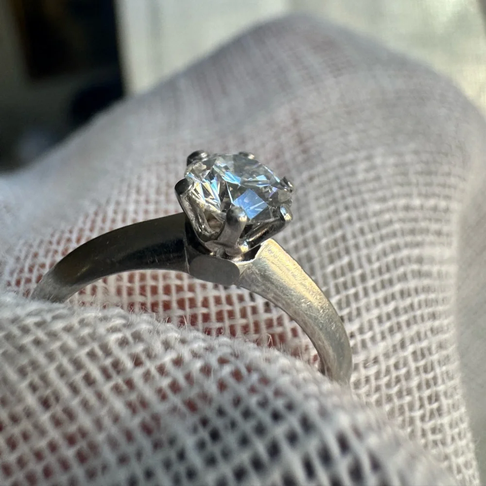 Tiffany & Co. nearly colorless
